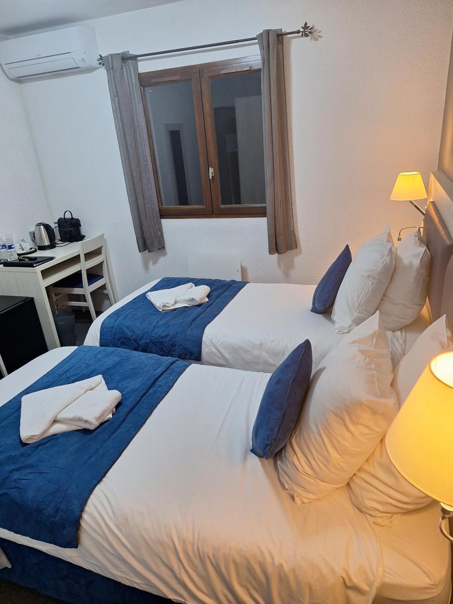 Hotel Les Alizes Пюже-Тенье Номер фото